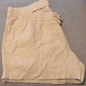 Old Navy khaki women’s linen drawstring 1X shorts